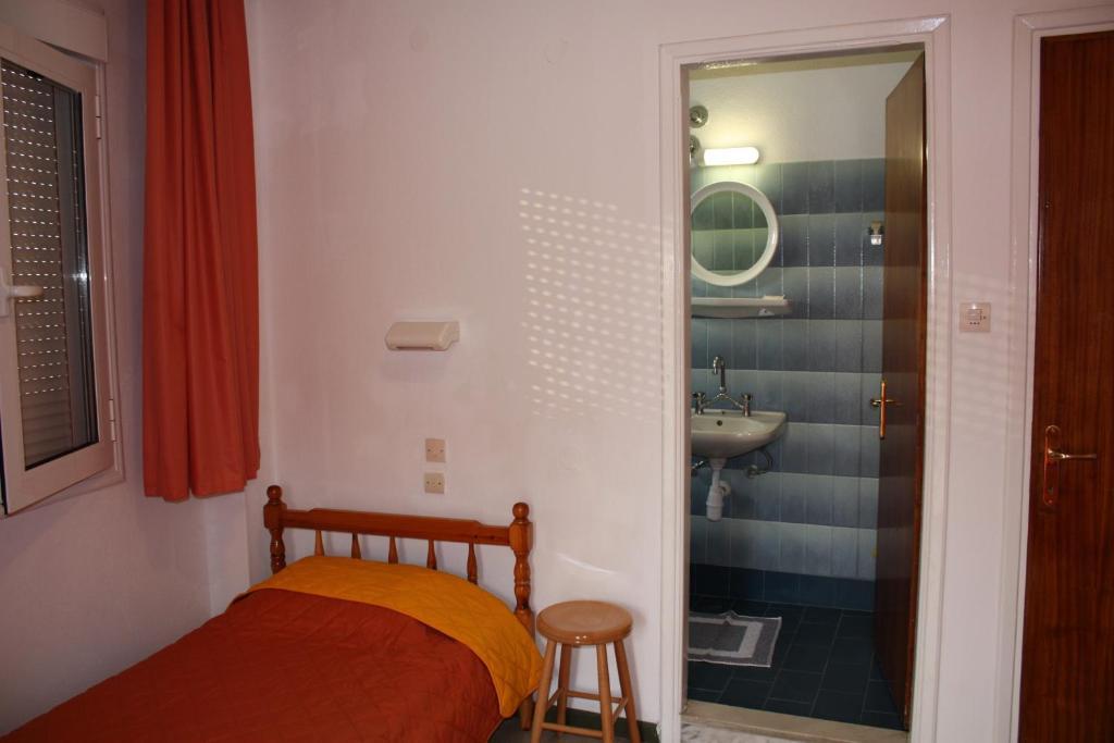 Dionyssos Hotel ลีเมนาส ห้อง รูปภาพ