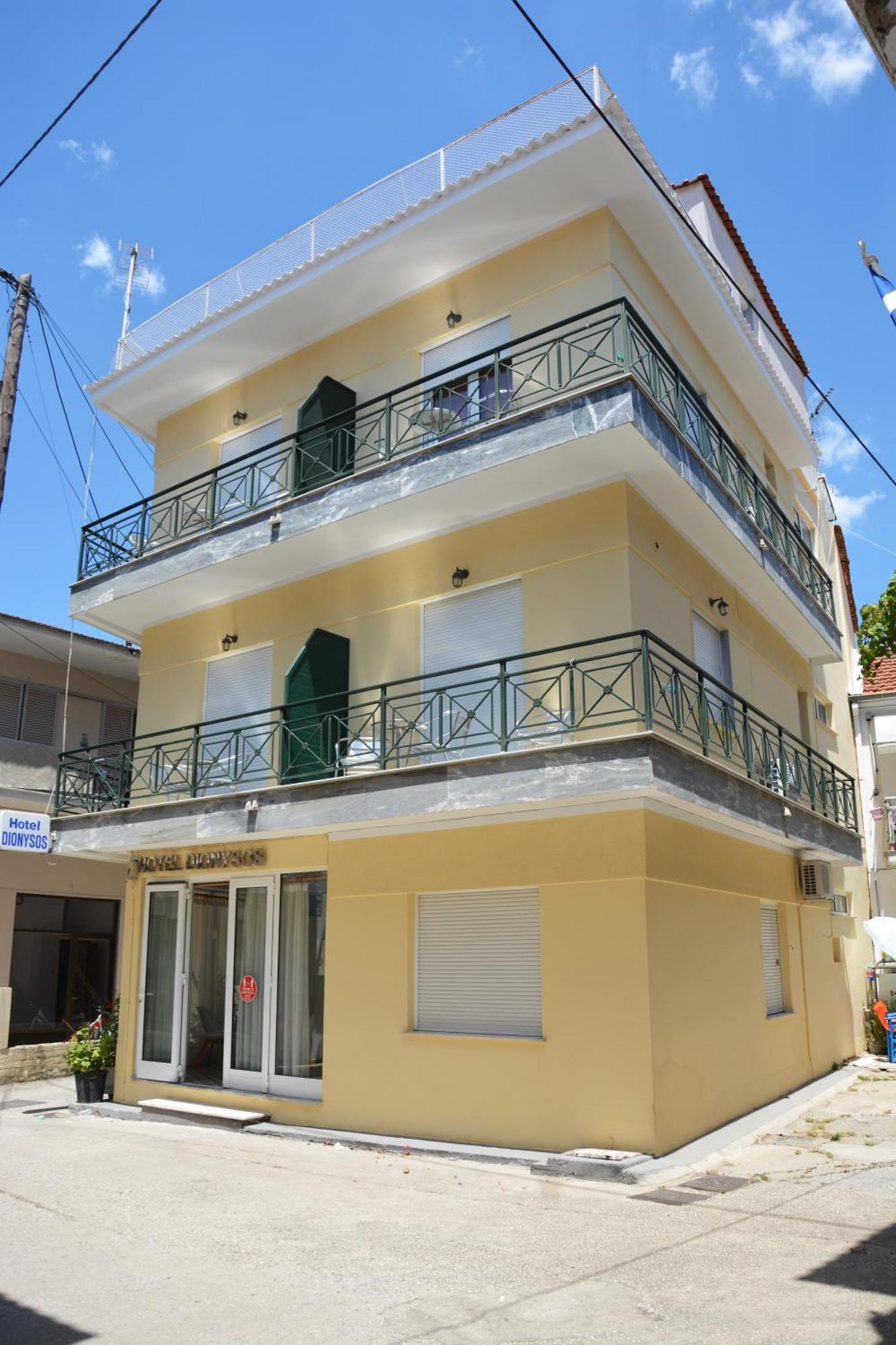 Dionyssos Hotel ลีเมนาส ภายนอก รูปภาพ